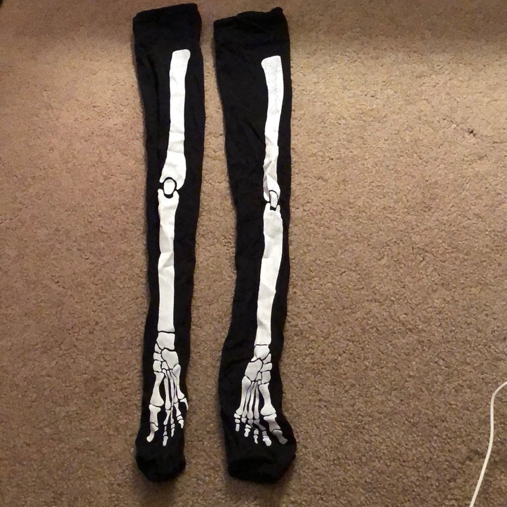 Skeleton Socks